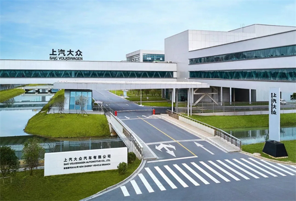 品牌丨合資品牌銷冠續寫傳奇:上汽大眾以"油電并進"迎戰2025