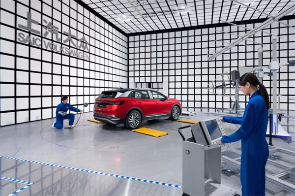 品牌丨合資品牌銷冠續寫傳奇:上汽大眾以"油電并進"迎戰2025