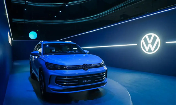 品牌丨合資品牌銷冠續寫傳奇:上汽大眾以"油電并進"迎戰2025