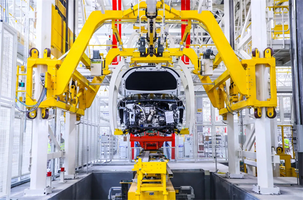 上汽新時代嬗變:自主聚力 合資回暖 彰顯“倍增效應”