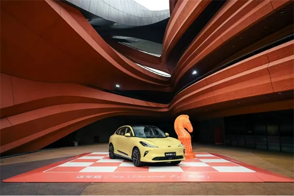 打響技術主權突圍戰,上汽集團今年轉型變革再提速