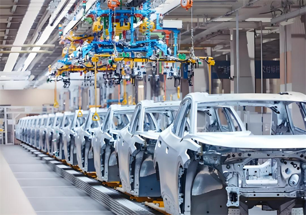 眾擎易舉,合謀宏業!上汽華為合作深評