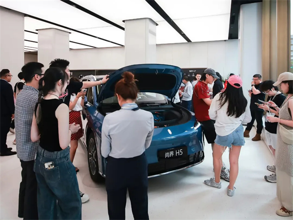 9月重奪銷冠,上汽給行業(yè)上了一門“改革課”