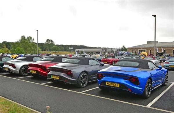 技術破局、全球突圍！上汽以改革深功鑄就“九連漲”硬核答卷