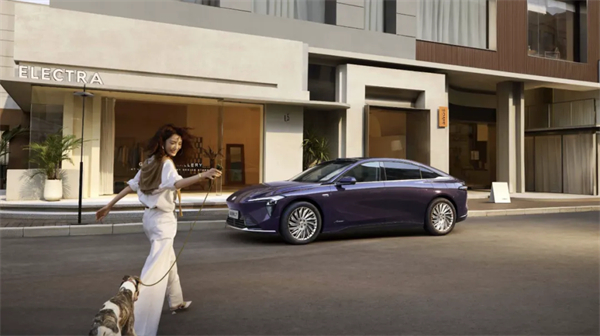 技術破局、全球突圍！上汽以改革深功鑄就“九連漲”硬核答卷