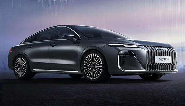 剛過去的一個月 上汽啟幕了一場聲勢浩大的產品和技術的密集發布