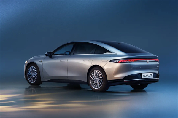 16.99萬(wàn)起的別克至境L7,B級(jí)車的局,還得別克來(lái)破!