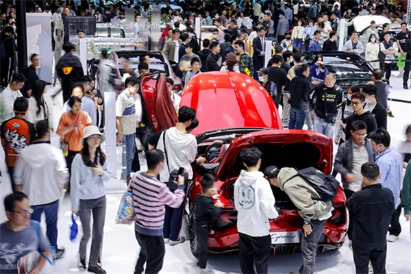 專訪賈健旭:以“新范式”破局,重構中國汽車新坐標