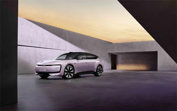 四維裂變重構增長邏輯,上汽亮出頭部車企轉型進化新樣本