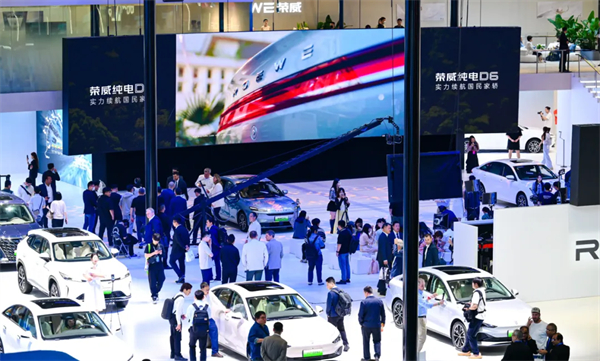 不止突破當(dāng)下,上汽聚焦下一個增長引擎