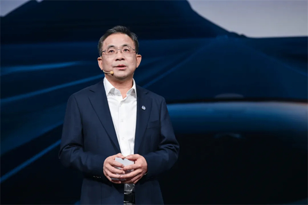 諸神亂戰下,上汽以厚度重塑"老大"擔當