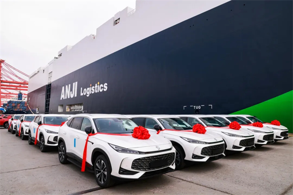 上汽何以成為中國車企出海的“老船長”?