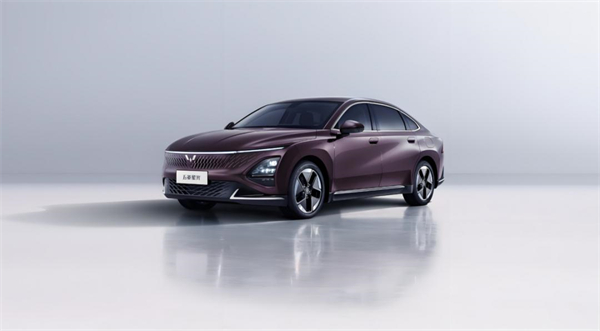 上汽用半年時間,展現出中國汽車“頭雁”的變革偉力