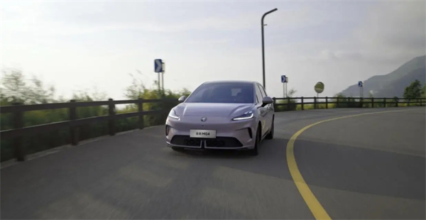 上汽七連漲背后,一場關于中國汽車變革的深度敘事