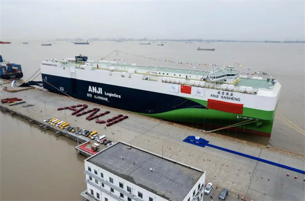 上汽七連漲背后,一場關于中國汽車變革的深度敘事