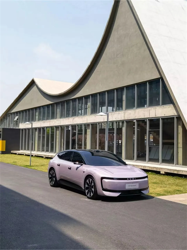 現在和未來,上汽兩個都要