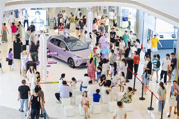 銷量“七連漲”,產品技術密集落地!上汽集團“三箭齊發”