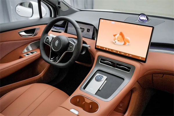 一步到位,16.98萬元起,尚界H5公布預售價,金秋最熱新車來了!