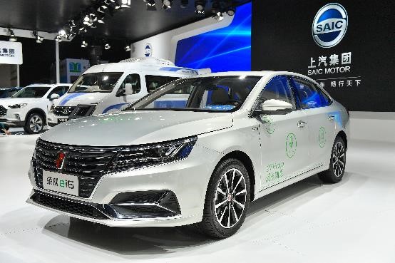 上汽創新產品“駛入”2017工博會