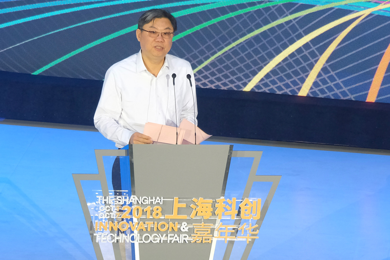 上汽全球首款量產智能汽車上市交付