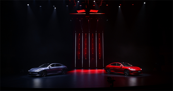 全新智己L6震撼上市,權益價20.49萬~26.49萬