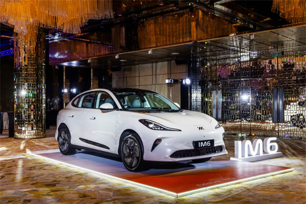 智己汽車重磅登陸香港市場，6系雙車同步上市