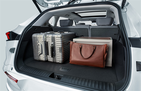 新別克純電E5煥新上市,一口價14.99萬元起