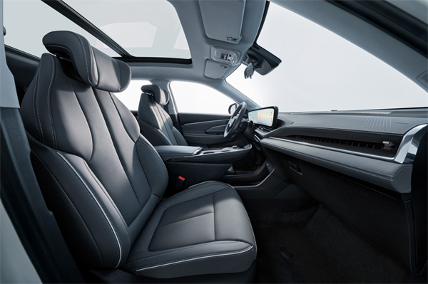 新別克純電E5煥新上市,一口價14.99萬元起