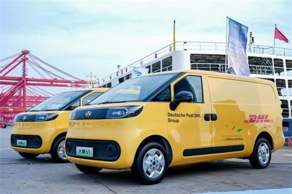 全球物流巨頭綠色首選!上汽大通斬獲DHL歐洲最大單,助推中國新能源技術(shù)出海
