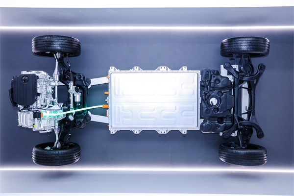 只賣長續航，真混動！榮威M7 DMH成都車展開啟預售，驚爆價9.78萬起