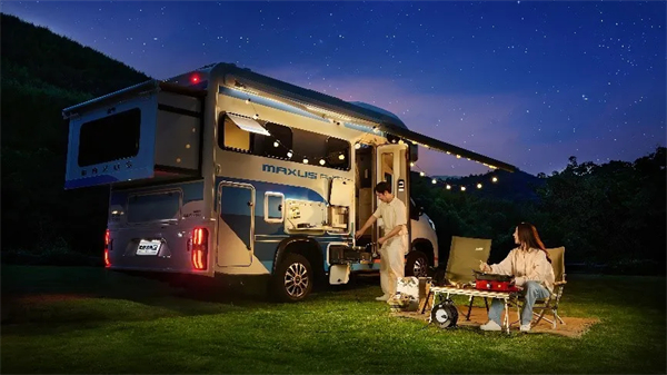 全場景旅居時代來臨!新途遠界生活家領銜上汽大通三款房車煥新發布