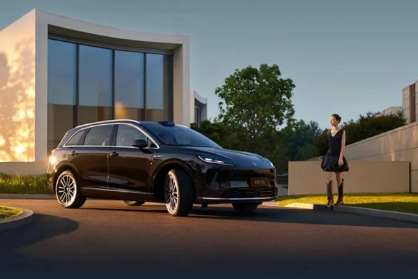 世事如棋常布新,上汽改革深耕向春行