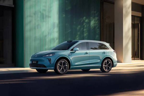 上汽轉(zhuǎn)型這盤棋,讀懂用戶是唯一的棋眼