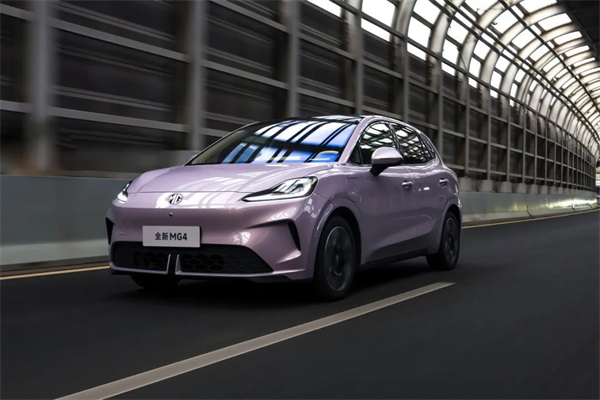 用戶驅(qū)動，技術(shù)領(lǐng)航：上汽集團(tuán)以“雙向奔赴”實現(xiàn)品牌向上新高度