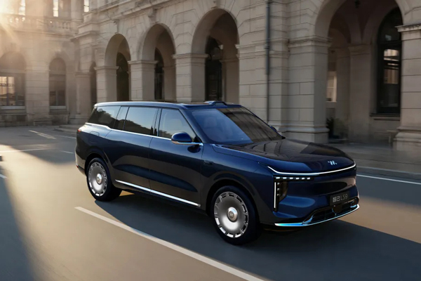 上汽再上一個臺階！創新技術落地，讓“向上”不再只靠喊口號