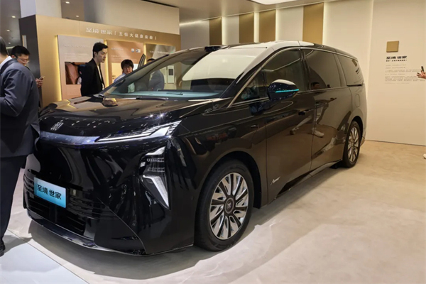 懂車更懂你，廣州車展大秀肌肉，上汽憑何奪回龍頭？